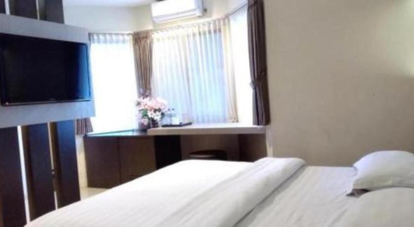알렉산더 호텔 테갈 외부 사진